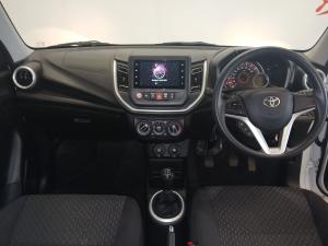 Toyota Vitz 1.0 XR manual - Image 6