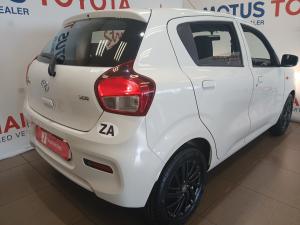 Toyota Vitz 1.0 XR manual - Image 2