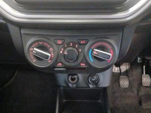 Toyota Vitz 1.0 XR manual - Image 14