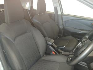 Toyota Starlet 1.5 XS auto - Image 18