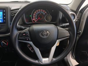Toyota Vitz 1.0 XR auto - Image 8