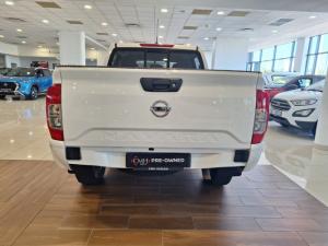 Nissan Navara 2.5DDTi double cab SE auto - Image 4