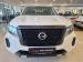 Nissan Navara 2.5DDTi double cab SE auto - Thumbnail 5