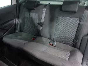 Volkswagen Polo Vivo hatch 1.4 Comfortline - Image 6