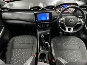 Nissan Magnite 1.0 Turbo Acenta Plus manual - Image 7