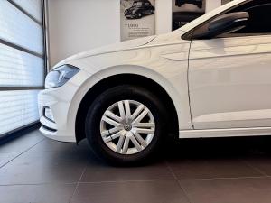 Volkswagen Polo hatch 1.0TSI Trendline - Image 3
