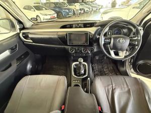 Toyota Hilux 2.8GD-6 Xtra cab 4x4 Raider - Image 6