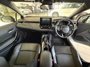 Toyota Corolla 1.8 Hybrid XS - Image 7