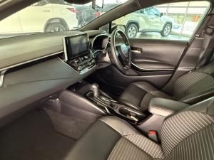 Toyota Corolla 1.8 Hybrid XS - Image 9
