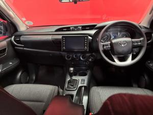 Toyota Hilux 2.4 GD-6 Raider 4X4 automaticD/C - Image 6