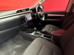 Toyota Hilux 2.4 GD-6 Raider 4X4 automaticD/C - Image 7