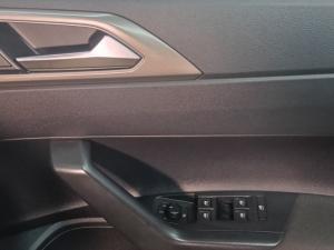 Volkswagen Polo 1.0 TSI Comfortline DSG - Image 22