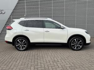 Nissan X Trail 2.5 Tekna 4X4 CVT 7S - Image 23