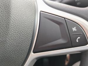 Nissan Magnite 1.0 Visia AMT - Image 16