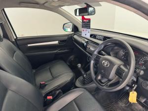Toyota Hilux 2.4 GD SP/U Single Cab - Image 6
