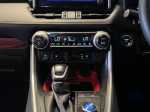 Toyota RAV4 2.5 GX-R Hybrid CVT E-FOUR - Image 24