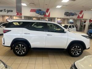 Toyota Fortuner 2.8 GD-6 4X4 automatic - Image 5