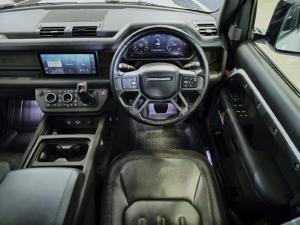 Land Rover Defender 110 D300 X-Dynamic HSE - Image 18