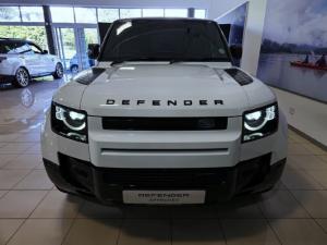 Land Rover Defender 110 D300 X-Dynamic HSE - Image 2