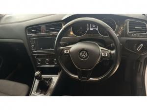 Volkswagen Golf 1.0TSI Comfortline - Image 6
