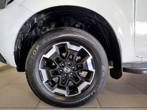 Nissan Navara 2.5DDTi double cab LE Plus - Image 16