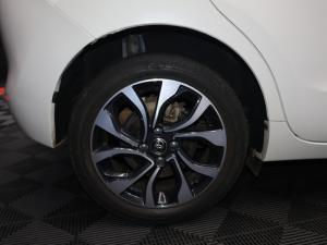 Toyota Starlet 1.4 XR auto - Image 7