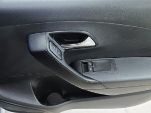 Volkswagen Polo Vivo 1.4 - Image 12