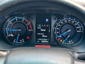 Toyota Hilux 2.8GD-6 double cab Legend auto - Image 8