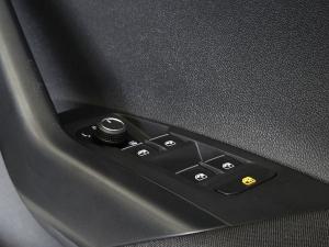 Volkswagen Polo hatch 1.0TSI R-Line - Image 19