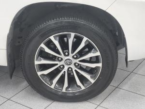 Toyota Land Cruiser Prado 2.8GD VX-L - Image 12