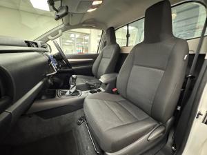 Toyota Hilux 2.4GD-6 single cab Raider manual - Image 7