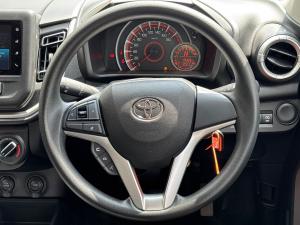 Toyota Vitz 1.0 XR auto - Image 8