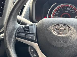 Toyota Vitz 1.0 XR auto - Image 9