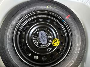 Toyota Vitz 1.0 XR auto - Image 26
