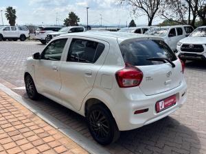 Toyota Vitz 1.0 XR auto - Image 28