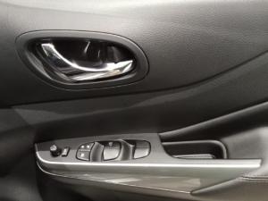 Nissan Navara 2.5DDTi double cab LE Plus 4x4 - Image 10