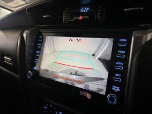 Toyota Fortuner 2.4GD-6 manual - Image 11