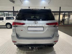 Toyota Fortuner 2.4GD-6 manual - Image 5