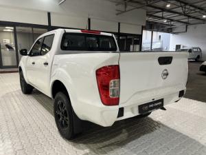 Nissan Navara 2.5DDTi double cab SE auto - Image 5