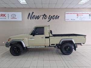 Toyota Land Cruiser 79 4.0PS/C - Image 6