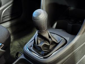 Volkswagen Polo Vivo 1.4 - Image 12