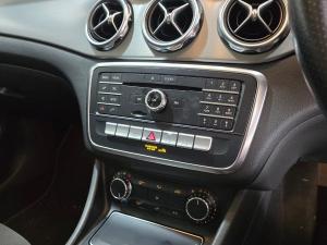 Mercedes-Benz GLA GLA200 - Image 14