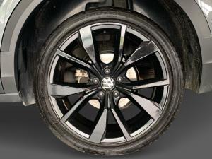 Volkswagen T-Roc 2.0TSI 4Motion R-Line - Image 16