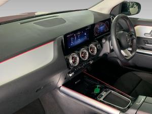 Mercedes-Benz GLA GLA200 Progressive - Image 10