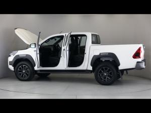 Toyota Hilux 2.8GD-6 double cab 4x4 Legend RS auto - Image 11