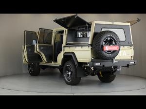 Toyota Land Cruiser 79 2.8GD-6 double cab - Image 10