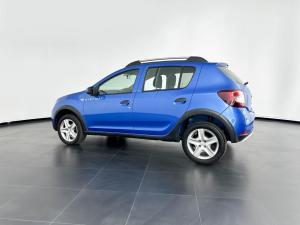 Renault Sandero 900T Stepway - Image 2