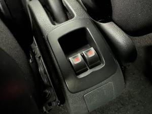 Renault Sandero 900T Stepway - Image 8