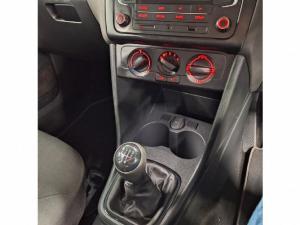 Volkswagen Polo Vivo hatch 1.4 Trendline - Image 10