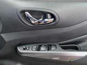 Nissan Navara 2.5DDTi double cab LE Plus - Image 10